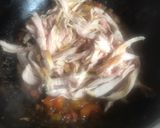Foto langkah ke 3 dari resep Ayam suwir pedas manis.