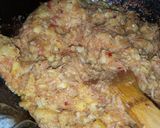 A picture of step 3 of Alu ka bhurta.