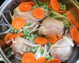 Foto del paso 3 de la receta: Pollo arvejado con arroz blanco