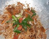 Foto langkah ke 3 dari resep Kwetiaw Goreng Udang Rebon.