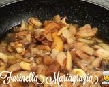 Foto del passaggio 4 della ricetta Nuovo risotto mare e monti funghi e gamberi fatto a modo mio 👩‍🍳🇮🇹🌍🏡🌇🦁💝