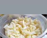 A picture of step 1 of Juicy fruit Chaat.