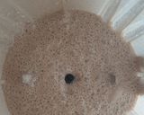 A picture of step 4 of Oreo milkshake.