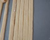 A picture of step 2 of Homemade Fettuccine pasta with arebita source.