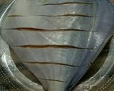 A picture of step 1 of Pomflet Fry.