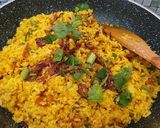 Gambar langkah 5 resipi Nasi goreng kunyit udang kering.