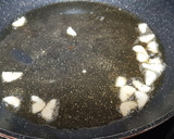 Foto del paso 2 de la receta: Espirales con salsa de carrilleras y alcachofas