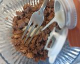 Foto del paso 4 de la receta: 🍫Vasito proteico sabor chocolate con galletas 🍪