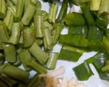 Foto langkah ke 1 dari resep Sayur Sop Bakso.