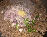 صورة لخطوة 3 من وصفة مسقعة باذنجان وبطاطس باللحم المفروم 🍲👌🏻