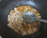 A picture of step 1 of Singapore chicken noodles rice.
