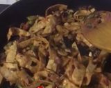 A picture of step 7 of Chapati Stir Fry.
