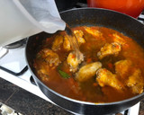 Foto del paso 4 de la receta: Alas de pollo en salsa a la hortelana