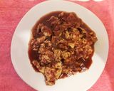 A picture of step 3 of Eggs in Pasilla Chile and Tomato Sauce.