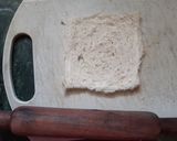 A picture of step 5 of Roll and sholl, Paneer sandwich.
