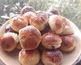 Lilahagymás pogácsa recept fázis 8 fotója