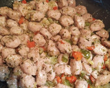 Foto del paso 4 de la receta: Salchichas con tomate