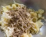 A picture of step 2 of Pan fried opened Potato Sandwich.