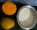 A picture of step 2 of Mango Mousse.