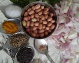 A picture of step 2 of Maharashtrian poha.