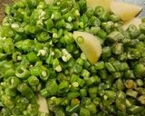 A picture of step 3 of Aloo and French beans.