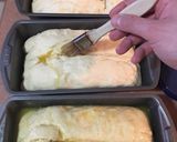 A picture of step 18 of Franks Heavenly Bread.
