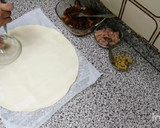 Foto del paso 1 de la receta: Empanada de atún / Con lámina de masa quebrada