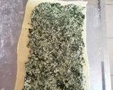 Foto del paso 3 de la receta: Fideos rellenos de acelga, muzzarella y nuez, con salsa rosa