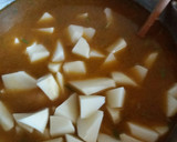 Foto del paso 4 de la receta: Guiso de ternera con salsa al gusto de vino tinto 😋