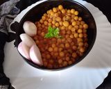 A picture of step 4 of Matar ke Chole (Yellow Pea Curry).