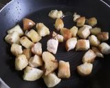 A picture of step 5 of Sig's creamy pork and mushroom salad.