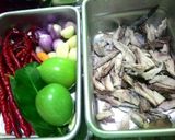 Foto langkah ke 1 dari resep Pepes Tongkol Suwir Kemangi.