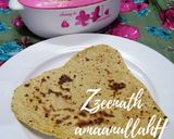 A picture of step 3 of Tawa Teenkoni Rotis or Triangular Rotis.