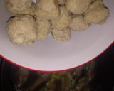 Foto langkah ke 6 dari resep Kuah Bakso simpel segeeer...😆.