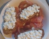 Φωτογραφία βήματος 2 της συνταγής Krispies με cottage & ντομάτα