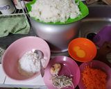 Foto langkah ke 1 dari resep Nugget nasi.