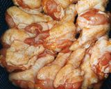 รูปขั้นตอนการทำที่ 2 ของ ไก่อบหม้อลมร้อน