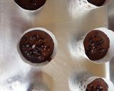 Foto langkah ke 5 dari resep Choco muffin.