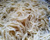 A picture of step 4 of Chinese Noodles Mat Samosa.