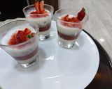 A picture of step 4 of Strawberry with China grass dessert.