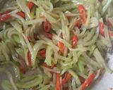 Foto langkah ke 4 dari resep Tumis waluh (labu siam).