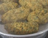 ડુંગર ની ભાજી ના મુઠીયા(dungri na bhaji na muthiya recipe in Gujarati) રેસીપી સ્ટેપ1ફોટો