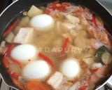 Foto langkah ke 5 dari resep Semur Telur Kuah Bumbu Iris.