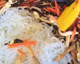 Foto langkah ke 4 dari resep JAPCHAE (versi lokal).