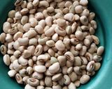 A picture of step 3 of Miyar zogale (moringa soup).