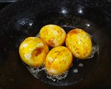 A picture of step 2 of Egg Biryani.