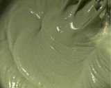 Foto langkah ke 4 dari resep Bolu Kukus Pandan Keju Lumer.