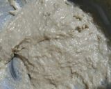 A picture of step 2 of Egg banana pancake.