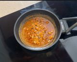 Foto del paso 4 de la receta: Huevos rotos con langostinos