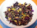 Ensalada de Mango y Lombarda con salsa de Soja y Arándanos